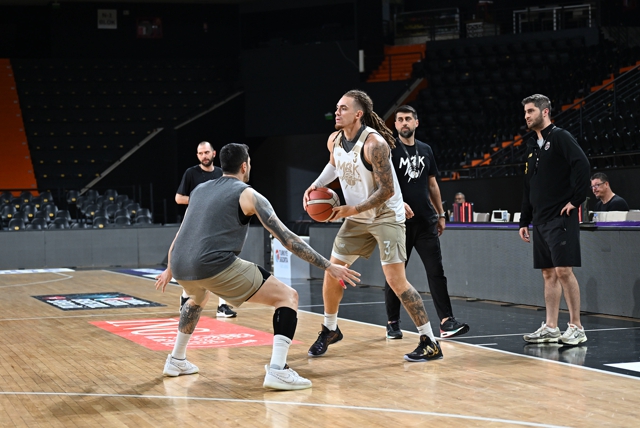 MSK, DOĞRUDAN PLAY-OFF’A KALMAK İSTİYOR